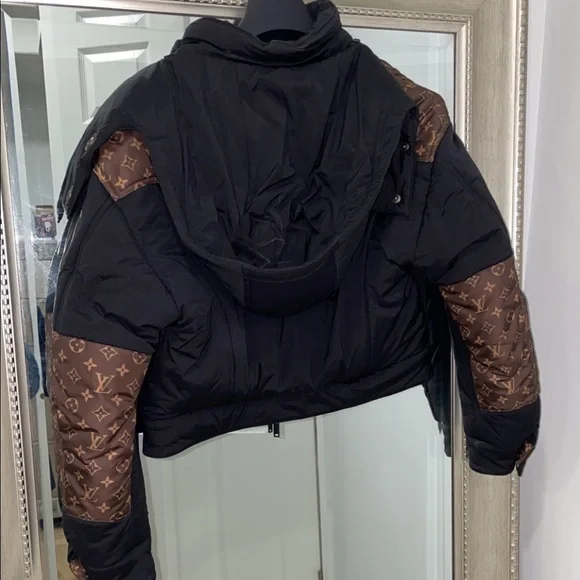 LOUIS VUITTON MONOGRAM ACCENT PADDED JACKET SOLD OUT - Picture 6 of 16